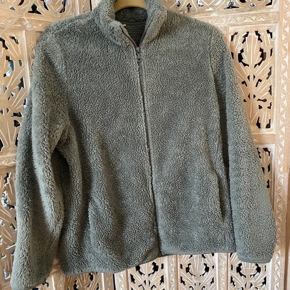 Uniqlo fleece jacket - Picture 1 of 1